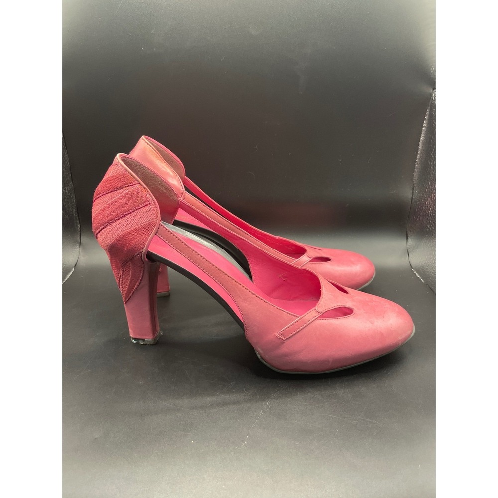 Cole Haan G Series Pink Leather Cutout Pumps Embroidered Heel 10B